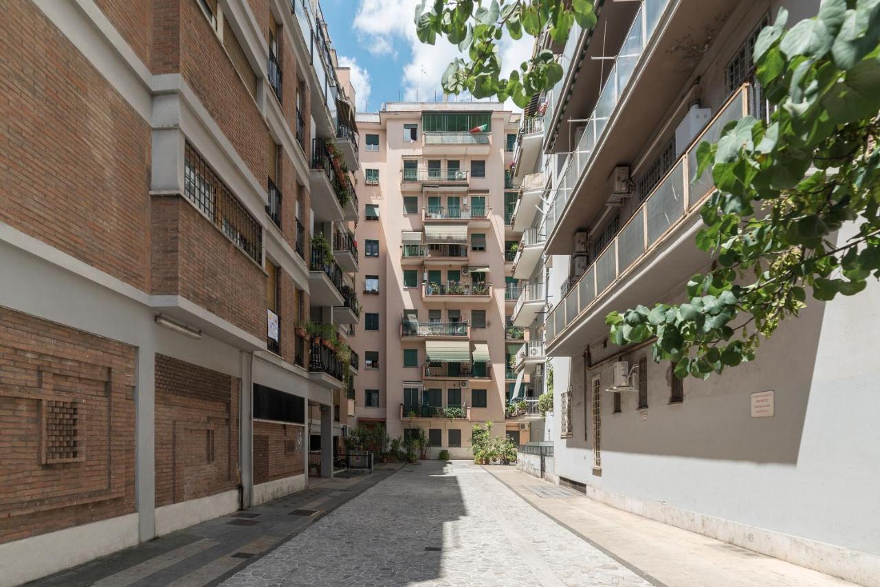 San Giovanni Apartment With Balcony Rome Luaran gambar